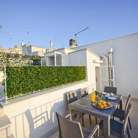 דירה Scirocco With Terrace By Wonderful Italy אוסטוני