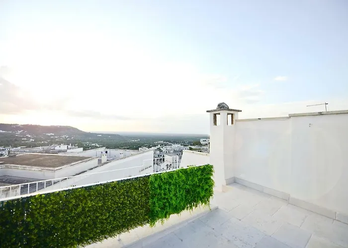 Scirocco With Terrace By Wonderful Italy אוסטוני